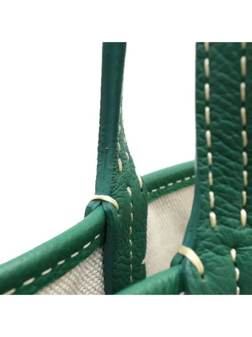 Goyard brand size